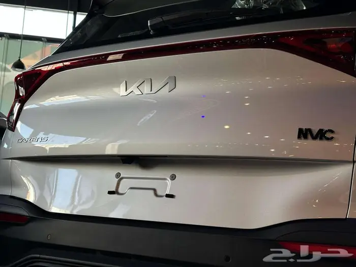 كيا كارينز 2025 الاستندرعرض حصري من شركة سفنز 2