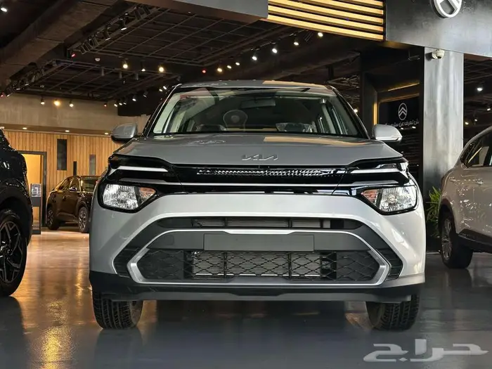 كيا كارينز 2025 الاستندرعرض حصري من شركة سفنز 0