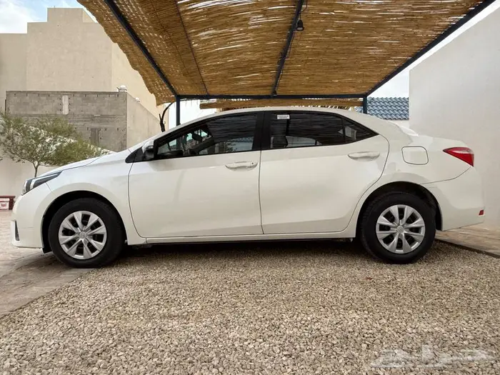 للبيع كورلا مكينه 1600 ستاندر 5