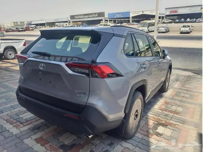 تويوتا راف فور 2025 XLE نص فل عبداللطيف جميل 10