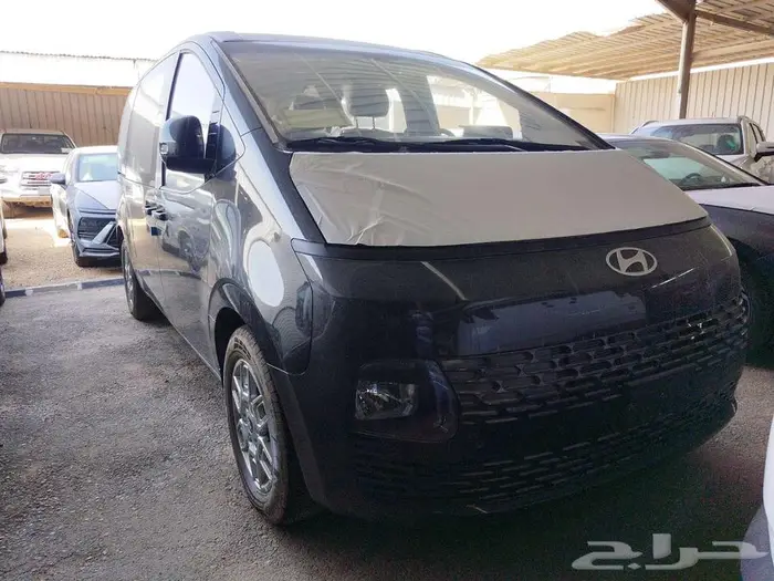 هيونداي ستاريا 2025 ديزل وبنزين 9 راكب اقل سعر كاش وتقسيط 3