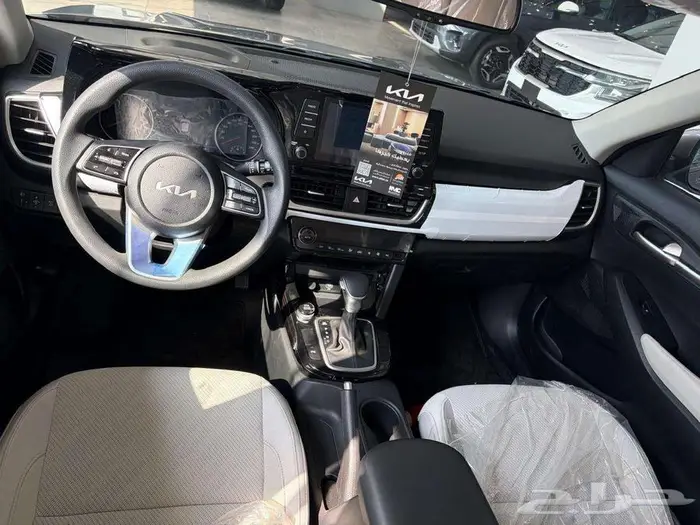 كيا سيلتوس 2023 نص فل جديد اصفار بطاقة جمركية 3