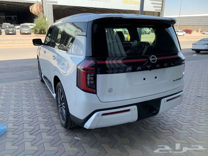 نيسان باترول بلاتنيوم موديل 2025 خليجي ابيض _ جملي 5