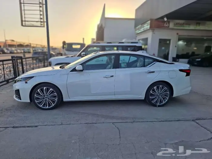 نيسان التيما نص فل SV م2026 متوفره بالدفع الفوري او التقسيط 2