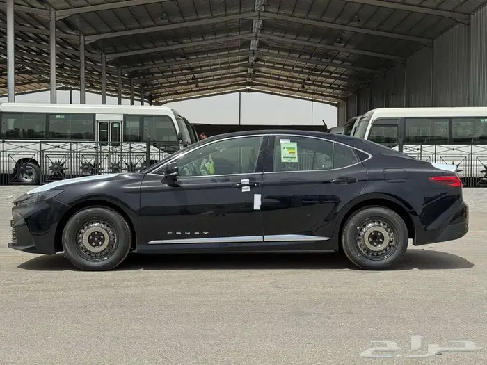 كامري 2025 طيس وارد الساير ابيض واسود كاش و اقساط اقل سعر 8