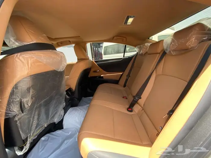 لكزس ES 300 H موديل 2024 نظيفة 17