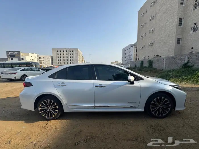 كورولا 2.0 فل كامل 2025 للتنازل بدون مقابل 2