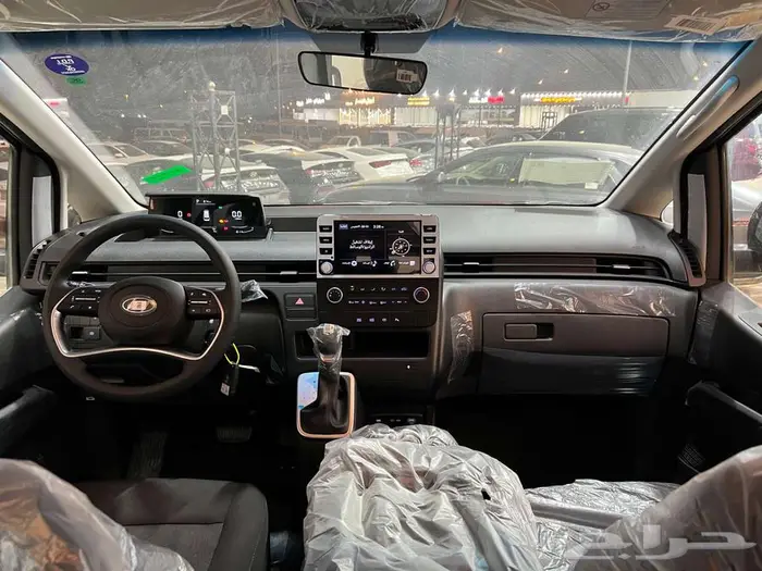 هيونداي ستاريا 2026 _ ( ركاب _ بضاعة ) _ديزل - بنزين 7