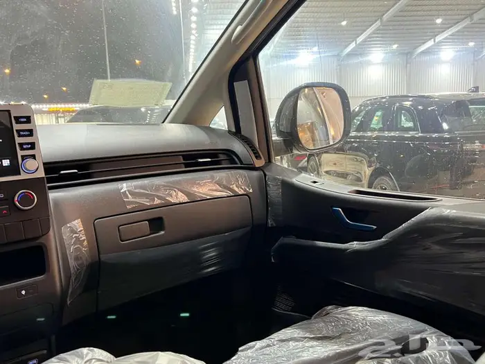 هيونداي ستاريا 2026 _ ( ركاب _ بضاعة ) _ديزل - بنزين 9