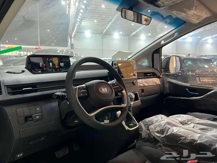 هيونداي ستاريا 2026 _ ( ركاب _ بضاعة ) _ديزل - بنزين 10