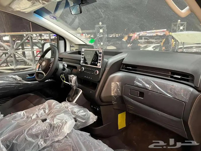 هيونداي ستاريا 2026 _ ( ركاب _ بضاعة ) _ديزل - بنزين 13