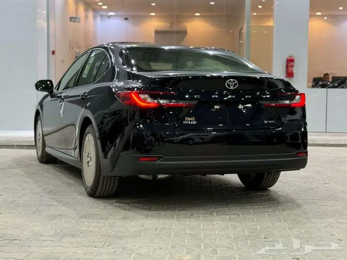 تويوتا كامري E PLUS هايبرد 2025 - أقل سعر 3