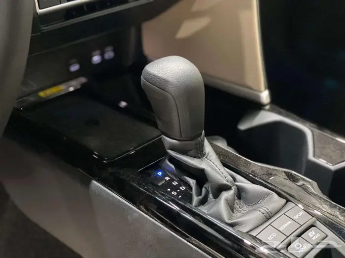 تويوتا كامري E PLUS هايبرد 2025 - أقل سعر 11