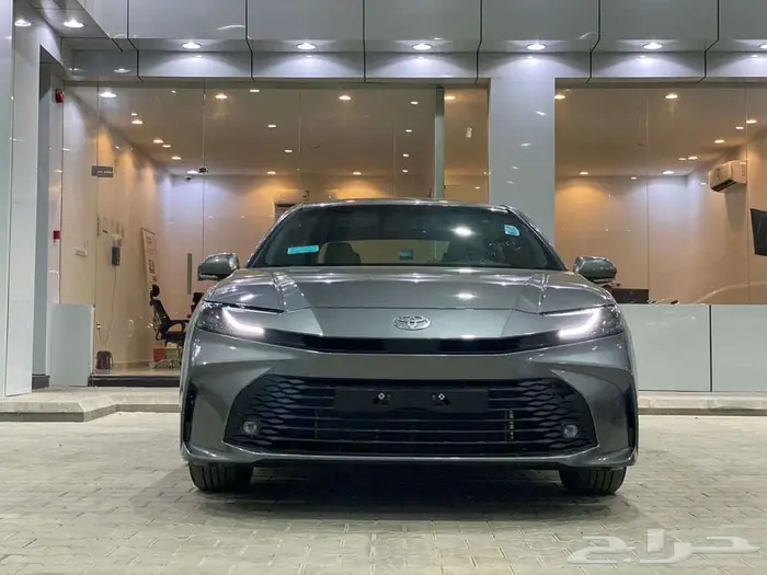 تويوتا كامري E PLUS هايبرد 2025 - أقل سعر 5