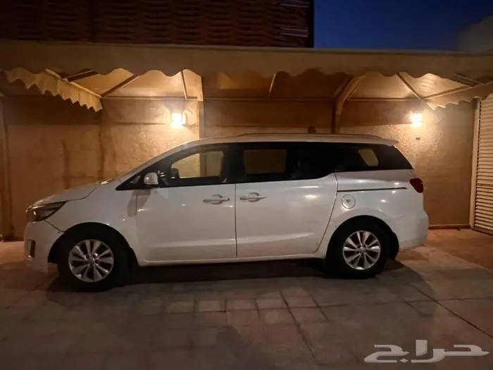 كيا كرنفال 2016 0