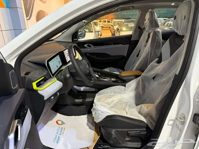 جيلي كولراي GK نص فل 2025 شكل عصري واداء مميز 6