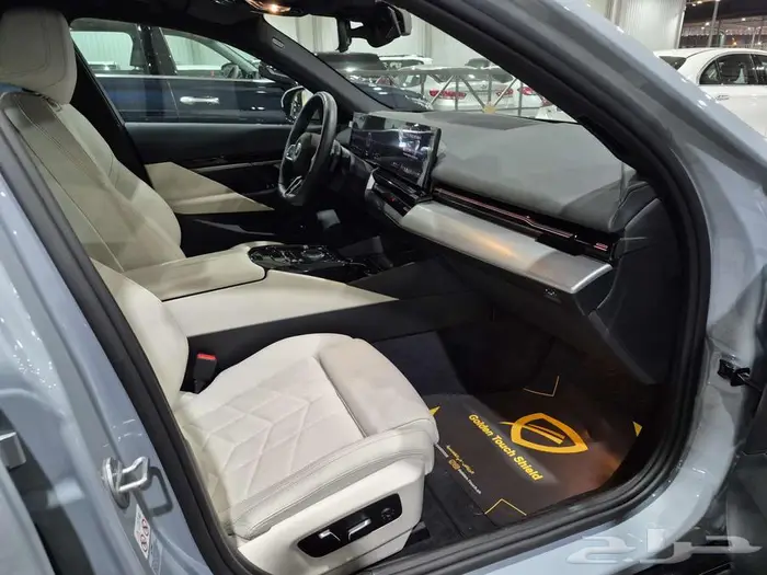 BMW520I M KIT - ممشى 16 الف -2024 37