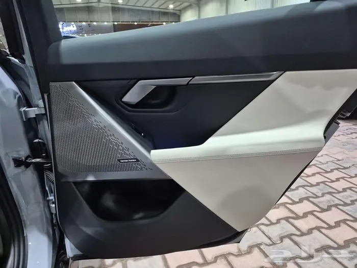 BMW520I M KIT - ممشى 16 الف -2024 32