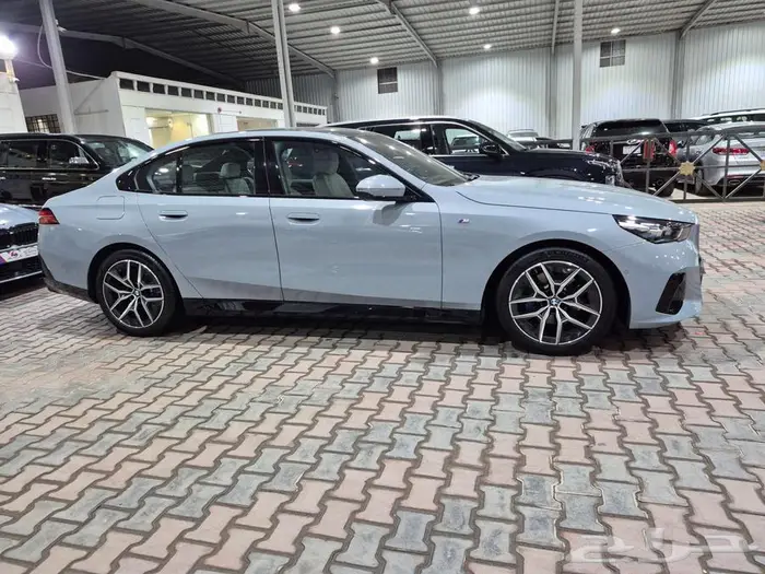 BMW520I M KIT - ممشى 16 الف -2024 38