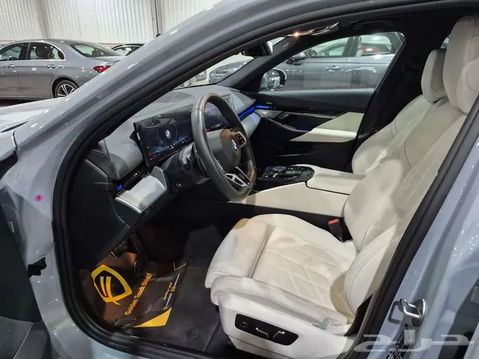 BMW520I M KIT - ممشى 16 الف -2024 21