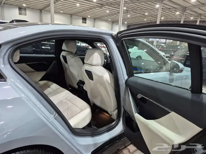 BMW520I M KIT - ممشى 16 الف -2024 16