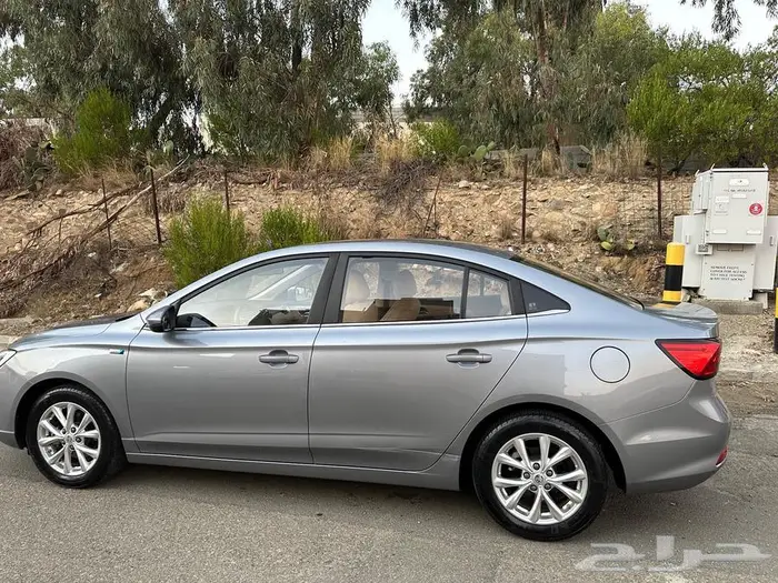 للبيع   MG6 ستاندر 2020 4