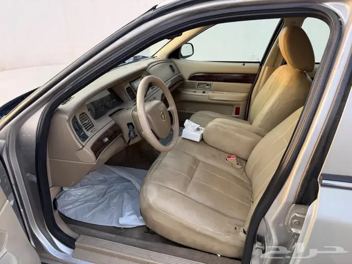 فورد امريكي جراند ماركيز 2011 8