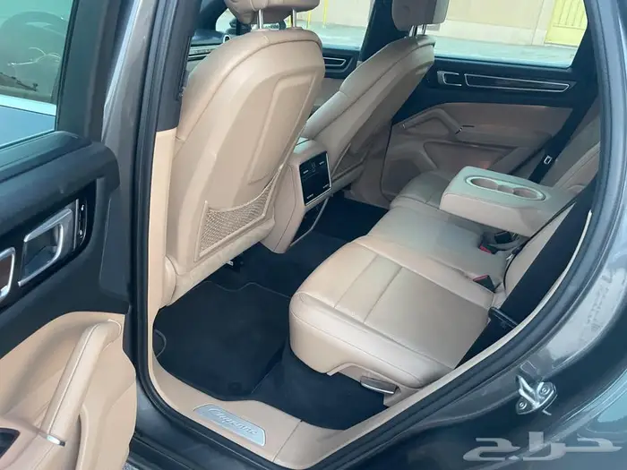 للبيع بورش نظيف كايين 2019 13