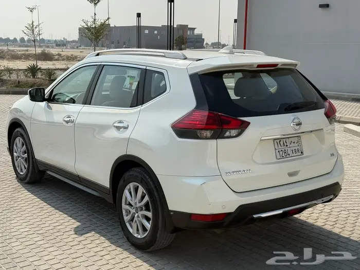 اكس تريل 2022 نص فل دبل 3