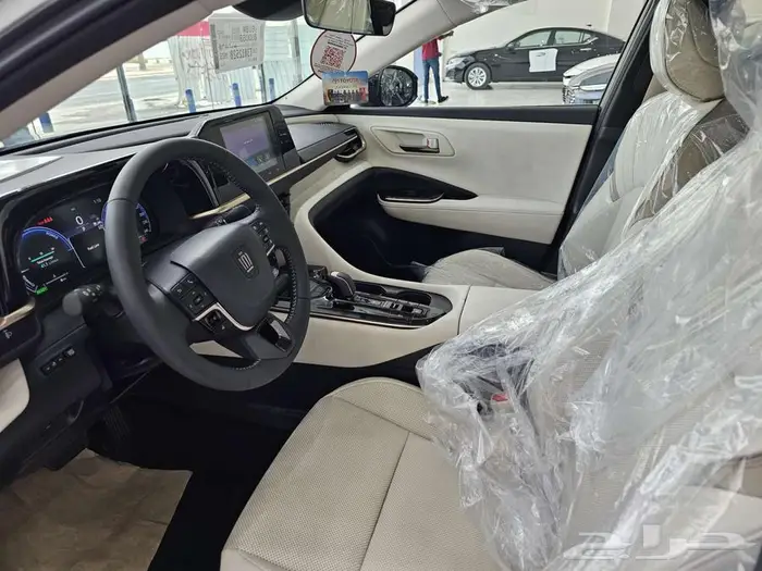 تويوتا كراون برستيج 2026 22