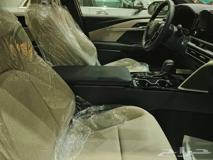 كامري LE هايبرد 2025 5