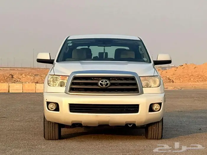 تويوتا سيكوياا 2015 0