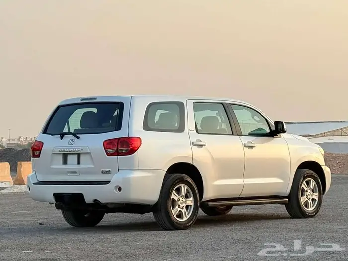 تويوتا سيكوياا 2015 5