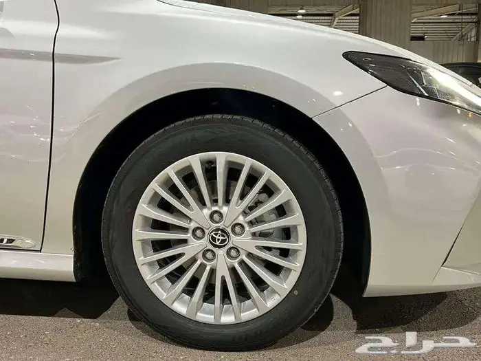 تويوتا كامرى ال اى بنزين سعودى 2025-فضى 7