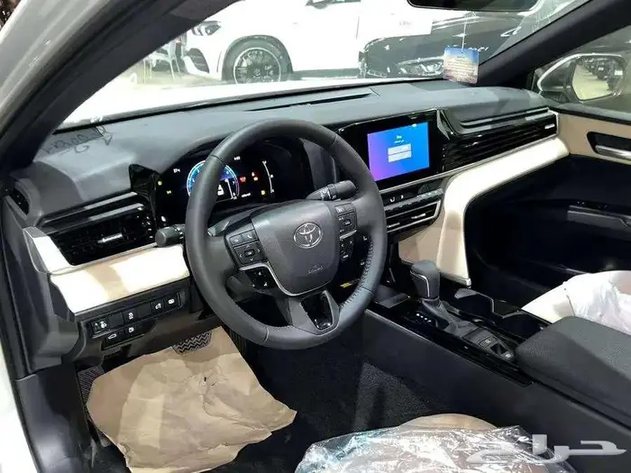 تويوتا كامرى ال اى بنزين سعودى 2025-فضى 5