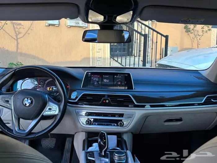 بي ام دبليو - 2018 - 730 - فل كامل 11