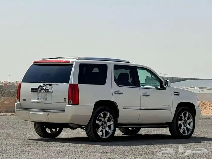 كاديلاك اسكاليد 2008 6