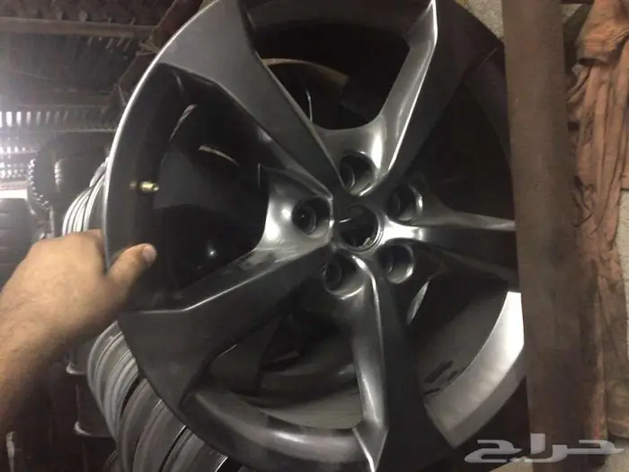 (((جنوط كومارو 2015 أصلية وكالة أو تقليد 42