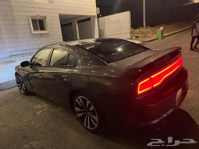 دودج تشارجر SRT 2014 20