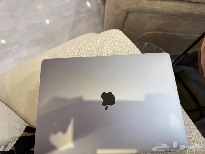 ماك بوك برو 2022 2