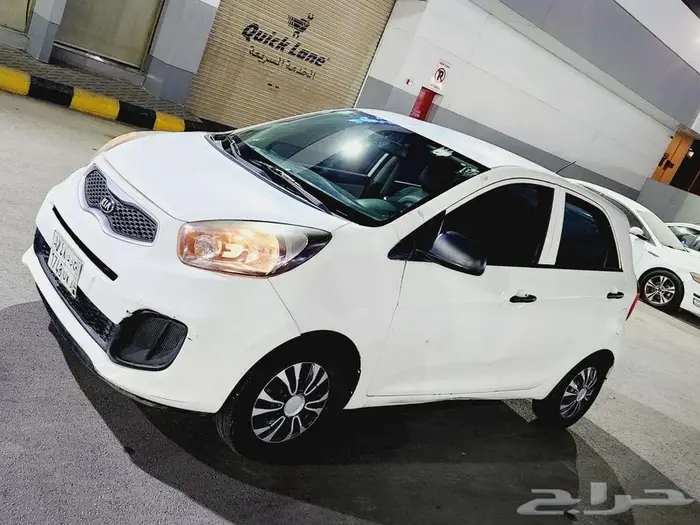 كيا بيكانتو 2015 نظيف جدا 1