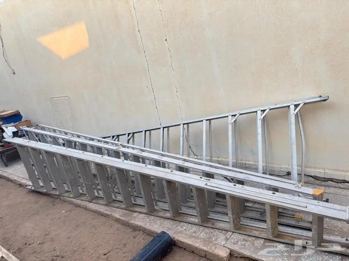 كرفانات وسلالم المنيوم ودسك تقطيع للبيع 25