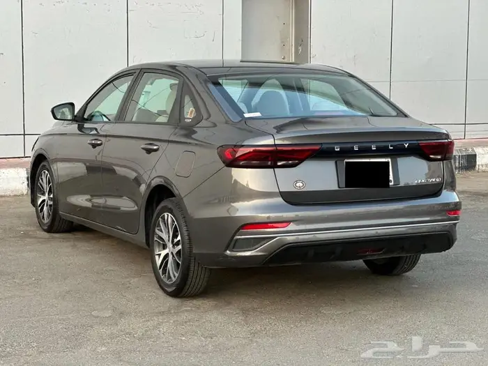 جيلي امجراند استاندر 2023 السعر 27500 3