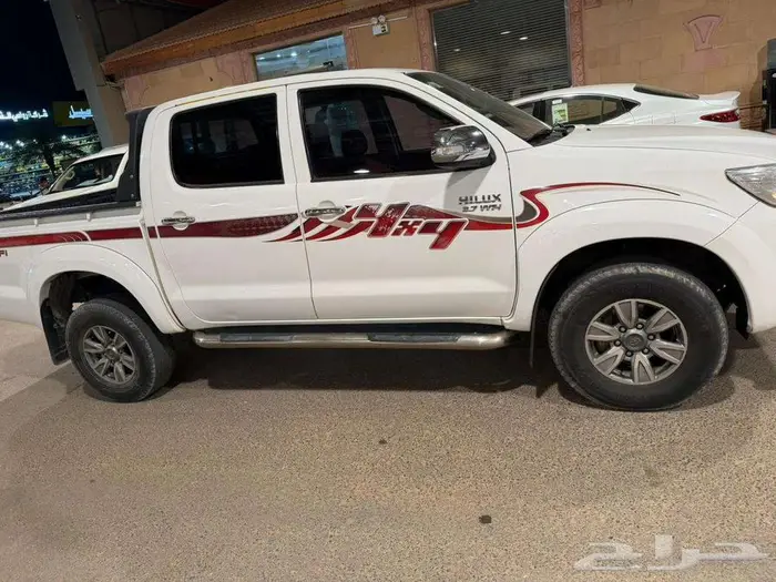 تويوتا هايلوكس 2013 5