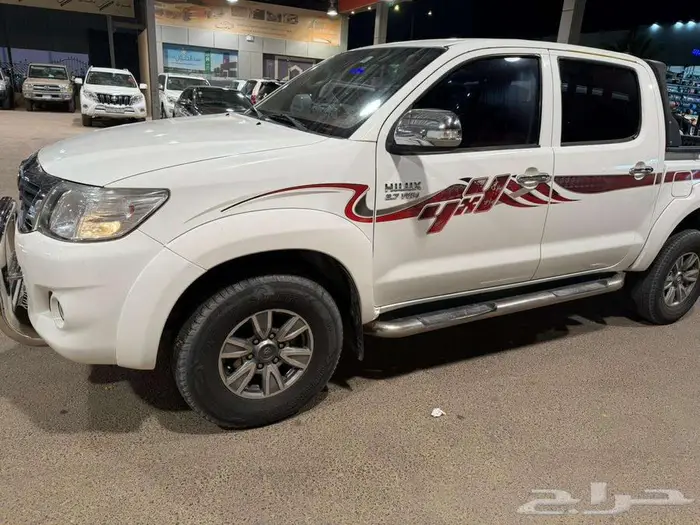 تويوتا هايلوكس 2013 4