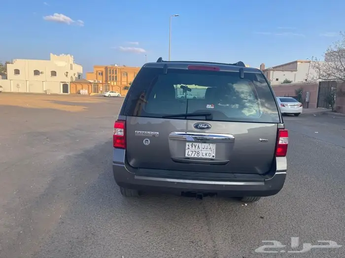 اكسبيديشن 2012 شرط ونظيف جدا 3