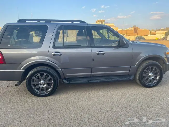 اكسبيديشن 2012 شرط ونظيف جدا 4