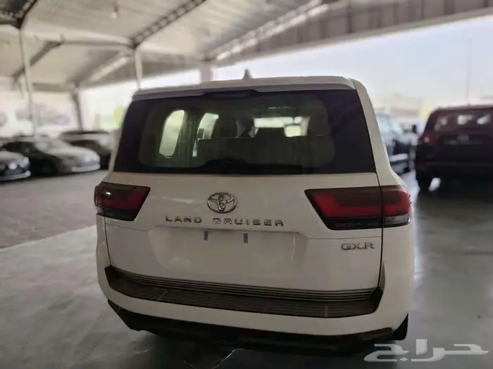 تويوتا لاندكروزر GX.R.2025هدد ونش تنفس طبيعي خليجي بنزين 2