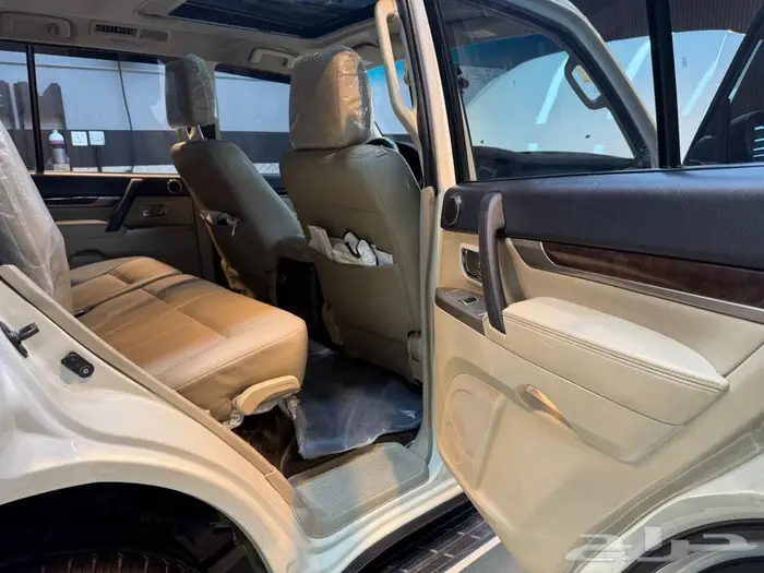 متسوبيشي باجيرو 2016 فل كامل المكينه 3500 9