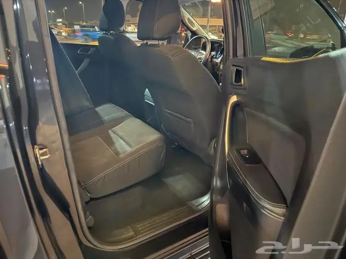 فورد رينجر XLT 2020 13